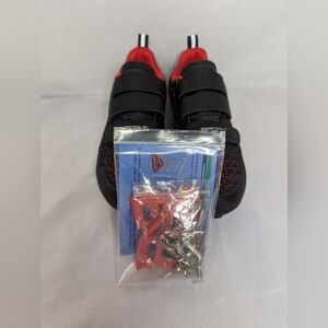 NWOB ULTIANT Cycling Shoes Women's Size 8.5